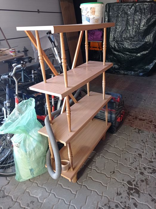 Regał drewniany - posiadam 2 sztuki