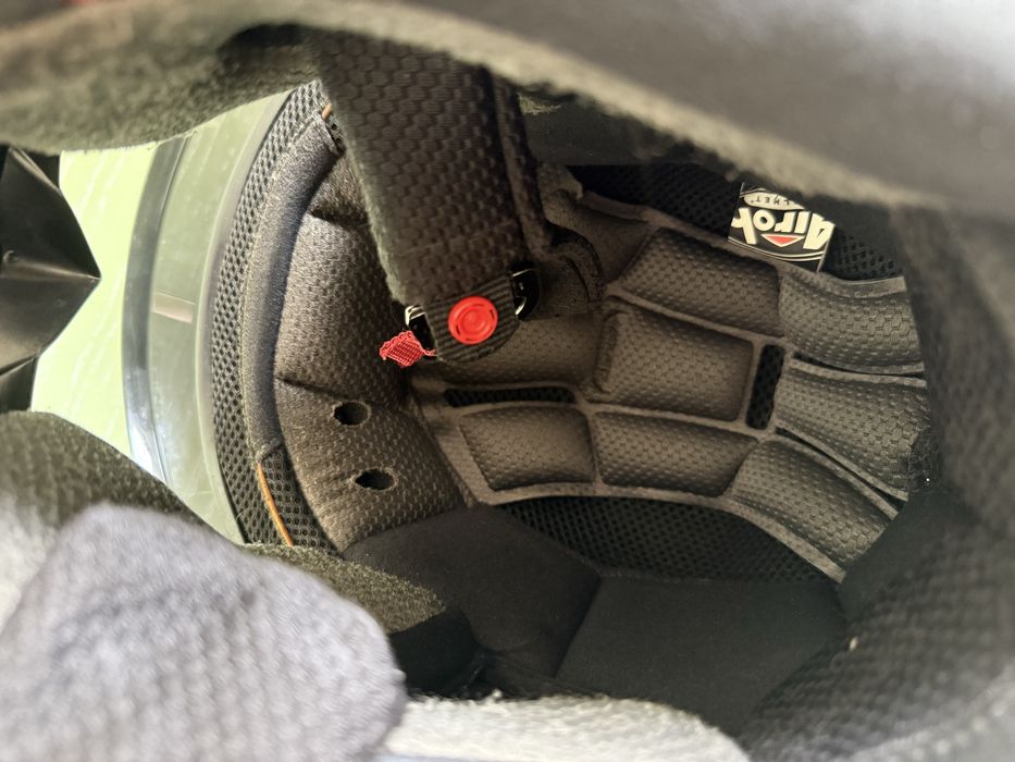 Vendo Capacete Mota Airoh GP550S