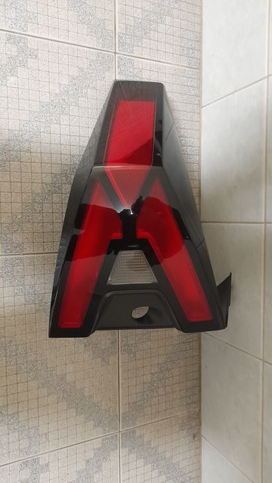 Farolim Lado Esquerdo  Dancia Duster  2024/A 2025