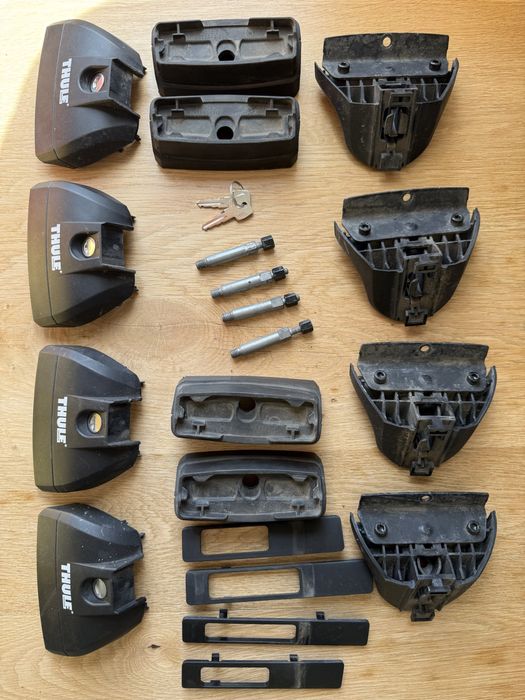 Stopy pod reling dachowy Thule Rapid System 753
