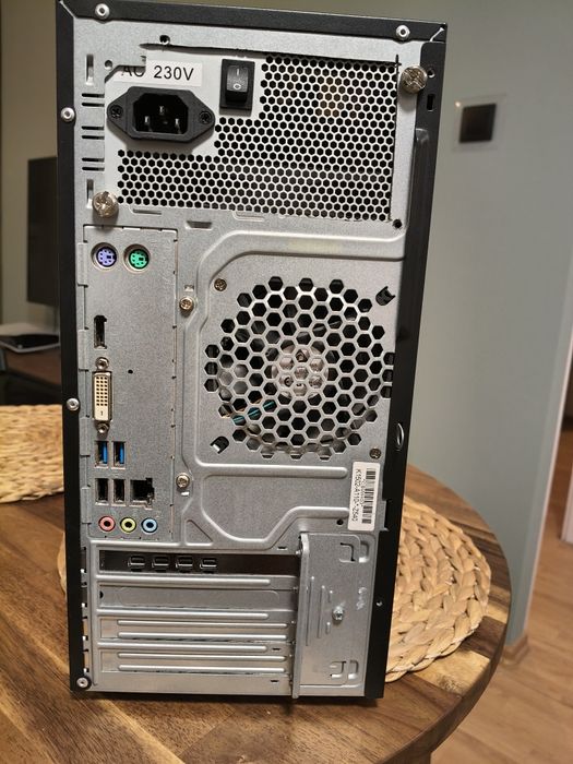 Komputer Stacjonarny i5 6400 Quadro P1000 DDR4