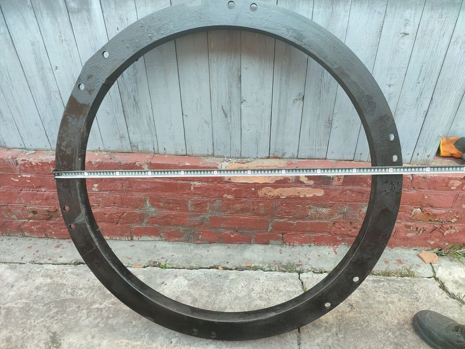 Поворотный круг прицепа  НефАЗ ГКБ 8350  8527 новый  пр -во СССР