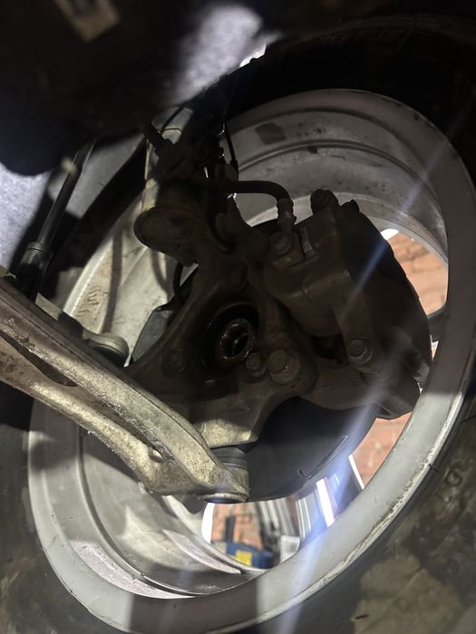 Цапфа амортизатор пружина супорт перед взборі Chevrolet Bolt 17-21