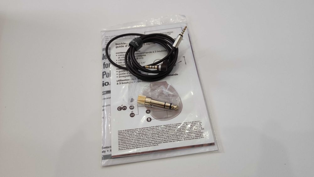 Auscultadores POLK Buckle usado