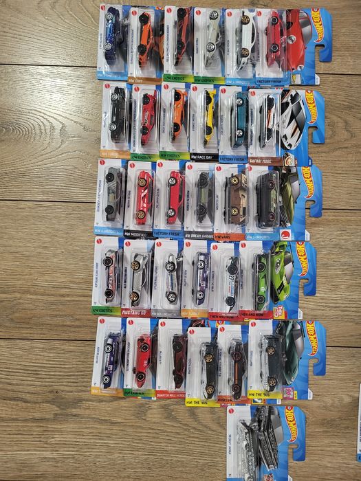Modele hot wheels -111szt. Tylko całość