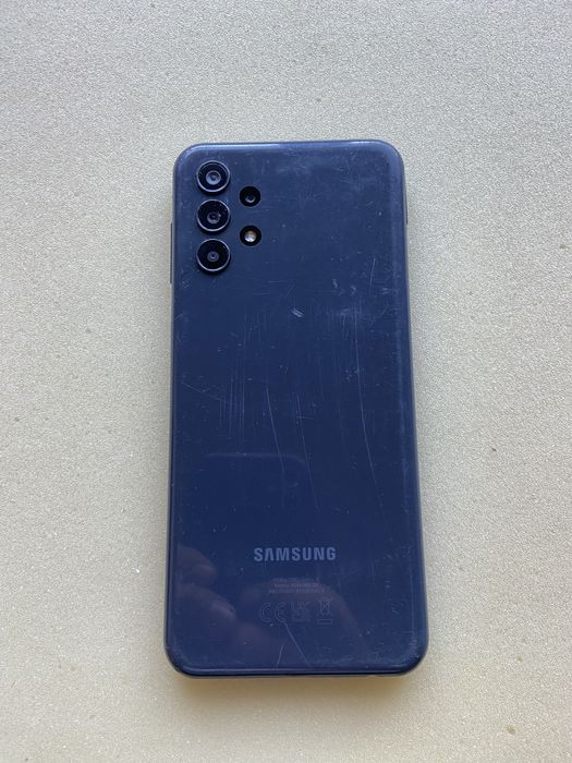 Samsung Galaxy A13 пошкоджений