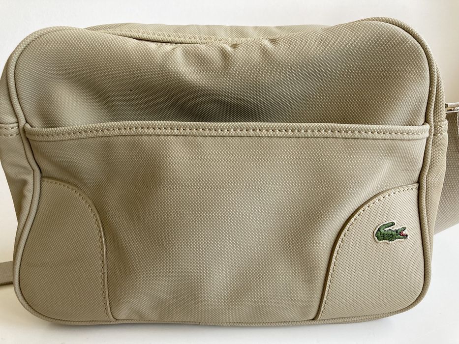 Carteira Lacoste
