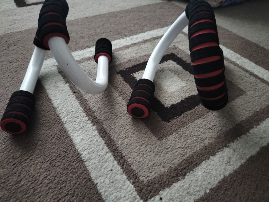 Стойки для віджимання