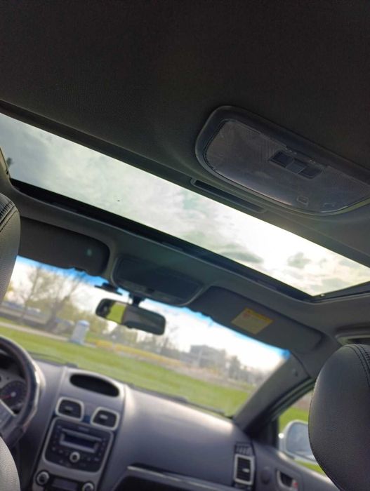 Продам Geely Emgrand EC7-RV