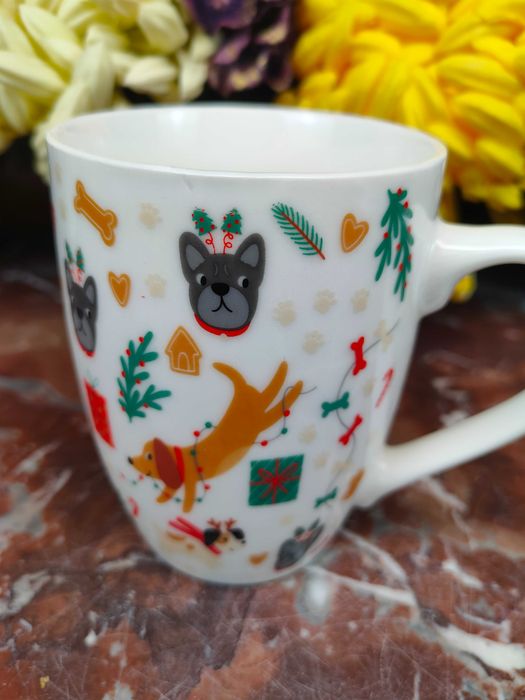 Porcelanowy kubek - Świąteczne psiaki - 360 ml