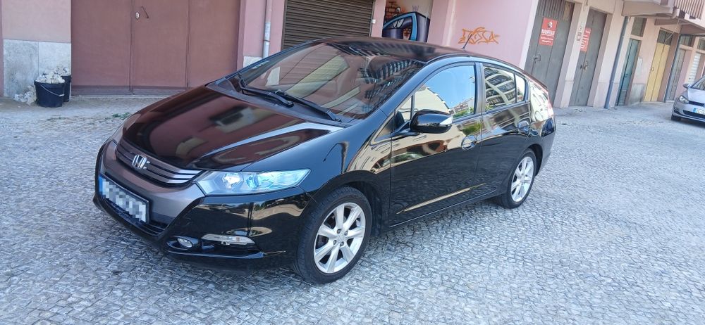 Honda Insight Hybrid 1.3 em bom estado.