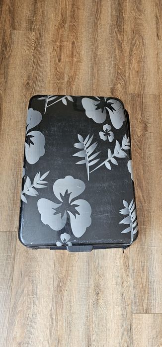 Валіза середня | Надійна для подорожей