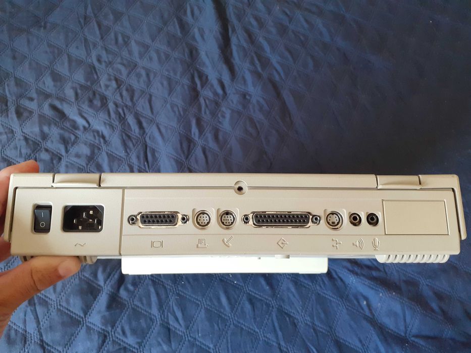 Apple Macintosh Performa 475