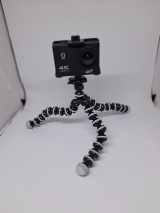 Kamerka sportowa 4K ze wszystkimi akcesoriami