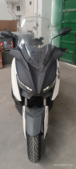 Yamaha Xmax 300 ....