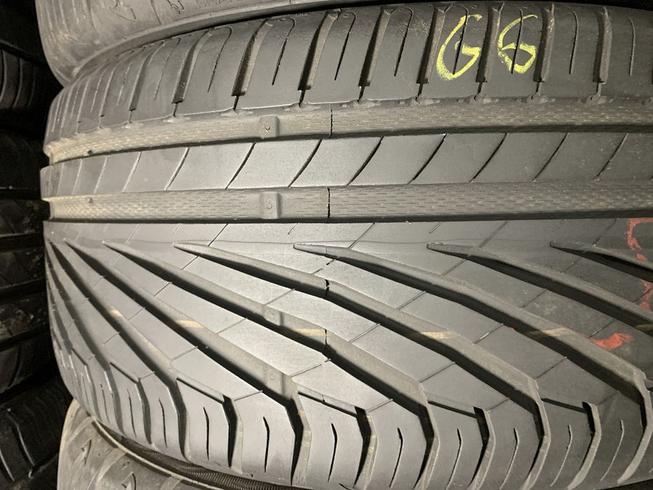 Шини б/у лето 235/45 17 Uniroyal Rainsport 3