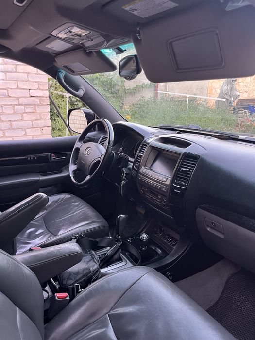 Продаю авто Лексус