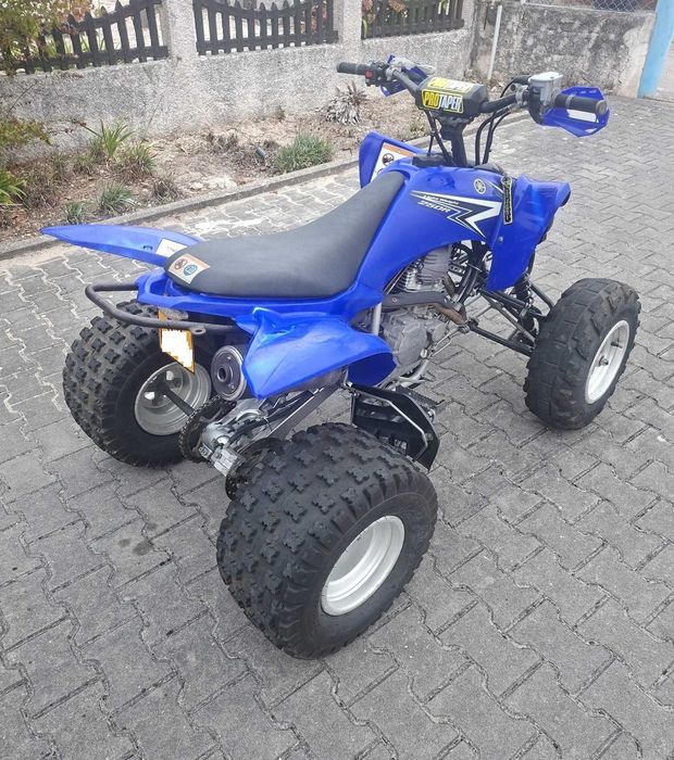 Moto4 Yamaha Raptor 250 (2011)