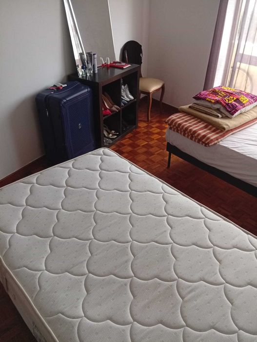 Arrenda-se quarto pra partilha ou Air BnB.