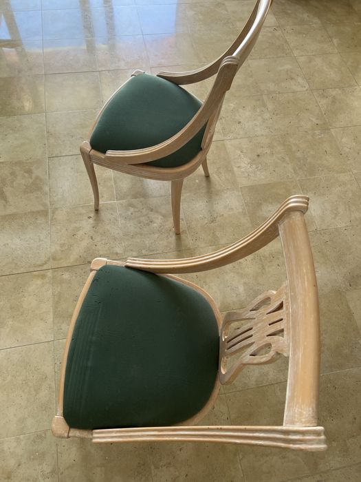 Conjunto de 8 Cadeiras Sala de Jantar + Movel Aparador + Movel Vitrine