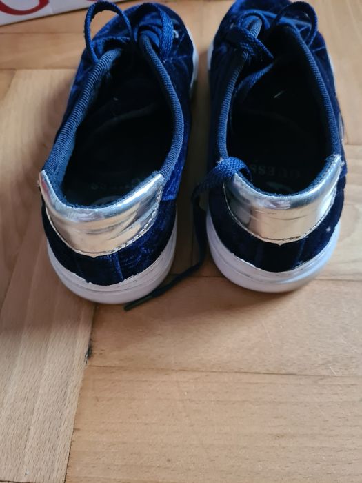 Buty trampki welurowe granatowe guess 37