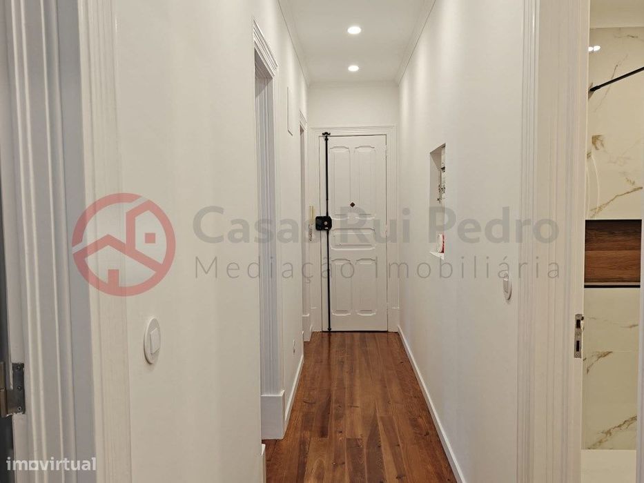 Apartamento T3 totalmente remodelado na Penha de França em Lisboa