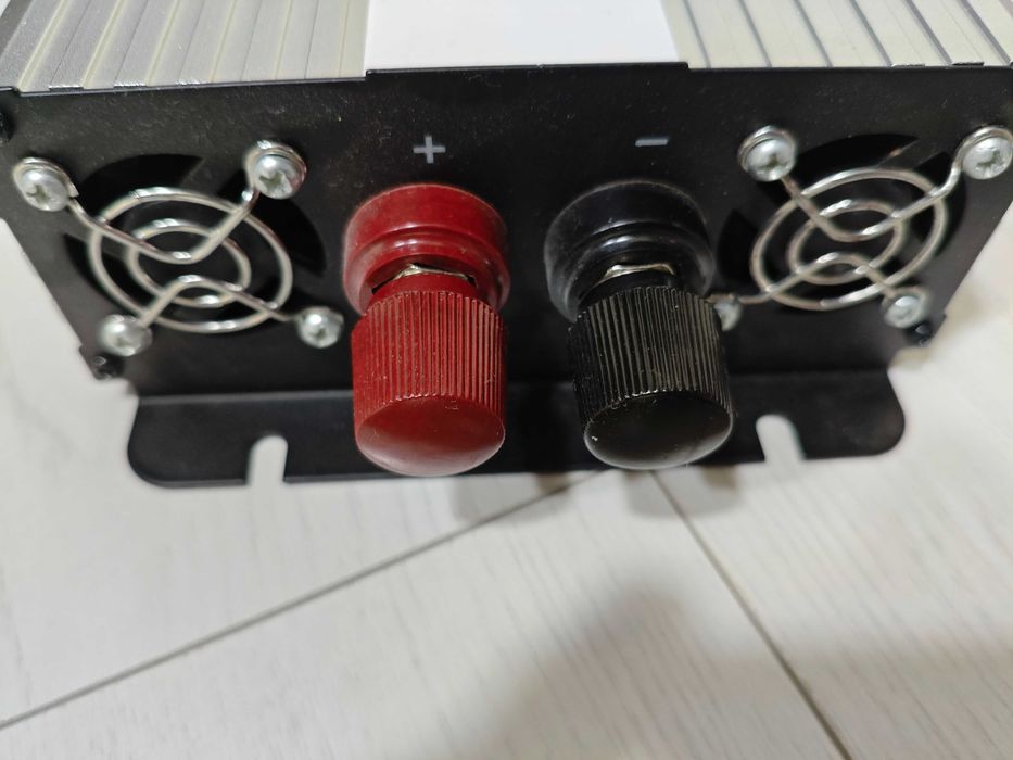 інвертор (Безперебійник живлення) Energenie Pure Power DC-AC 1200 W