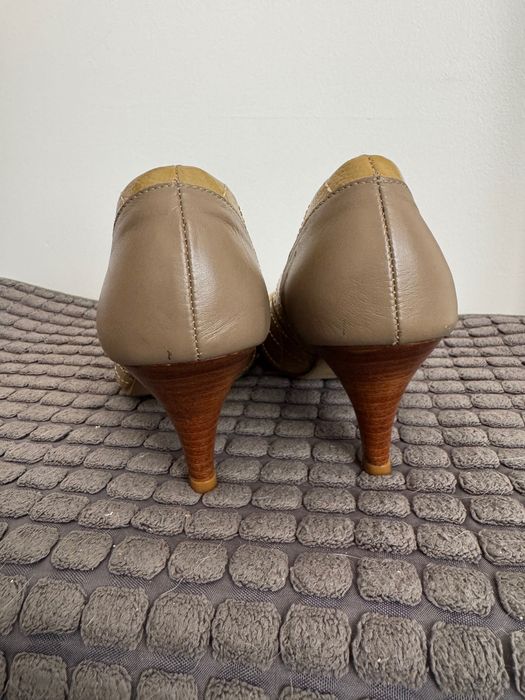 Scarpin de couro legítimo