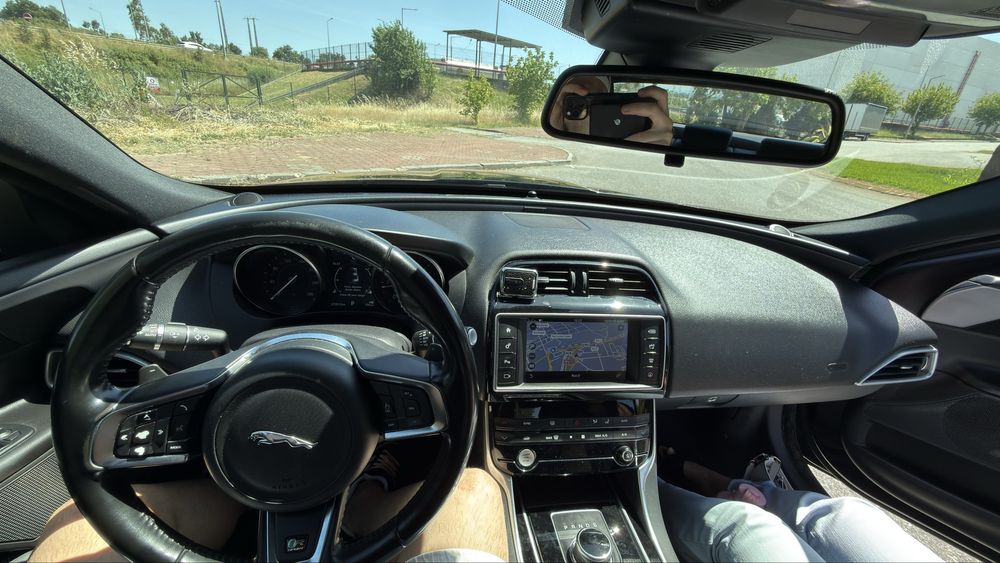 Jaguar XE R-Sport 2017