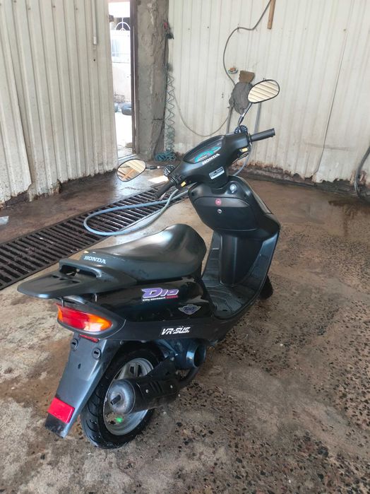 скутер honda tact AF31