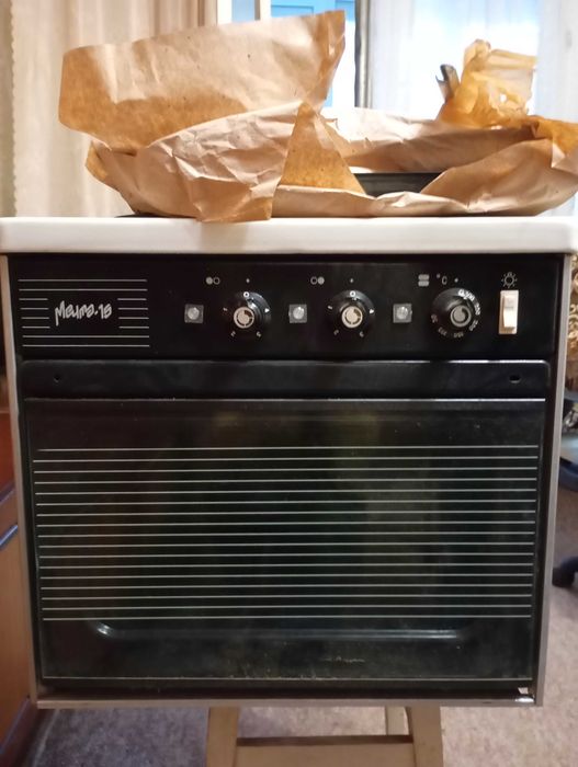 Нова електроплита/электроплита з духовкою Мечта 15.