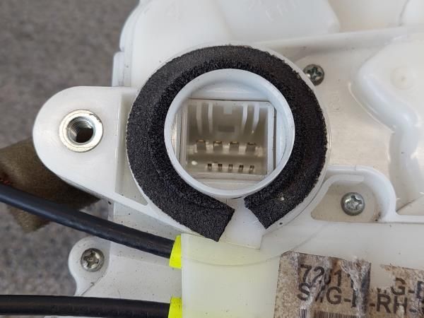 Fechadura / fecho porta trás direito HONDA Civic VIII Hatchback (FN_,