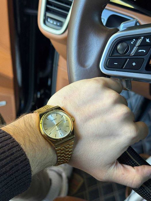 Годинники від бренду "CASIO"