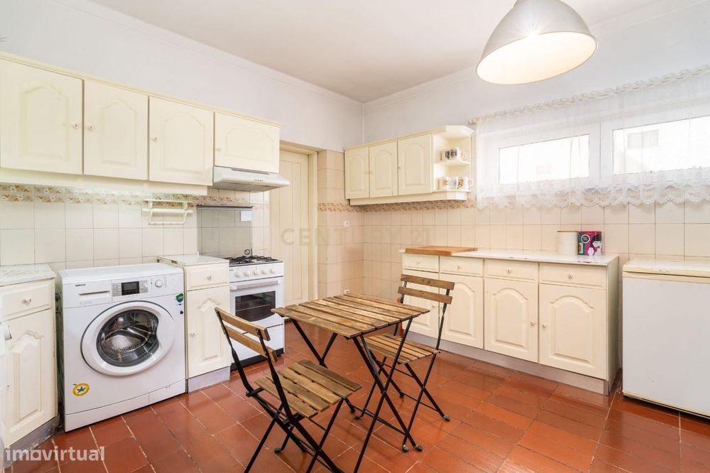 T3 Duplex com 2 Terraços, na Av. Elísio de Moura, em Coimbra