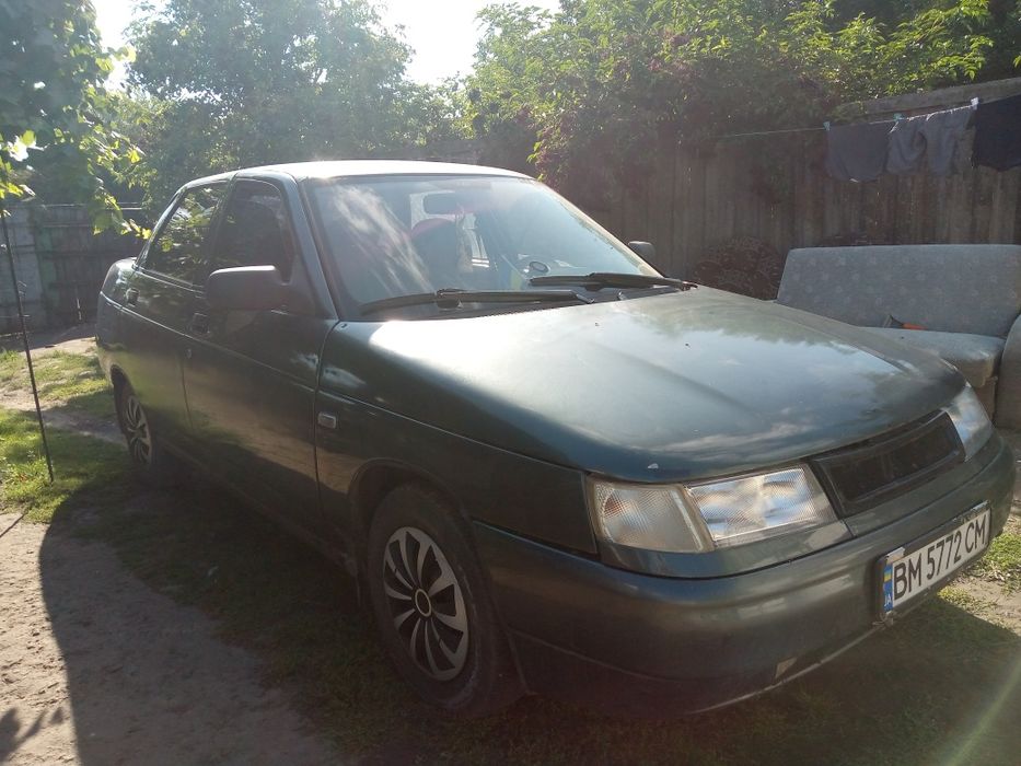 В продажі ваз 2110