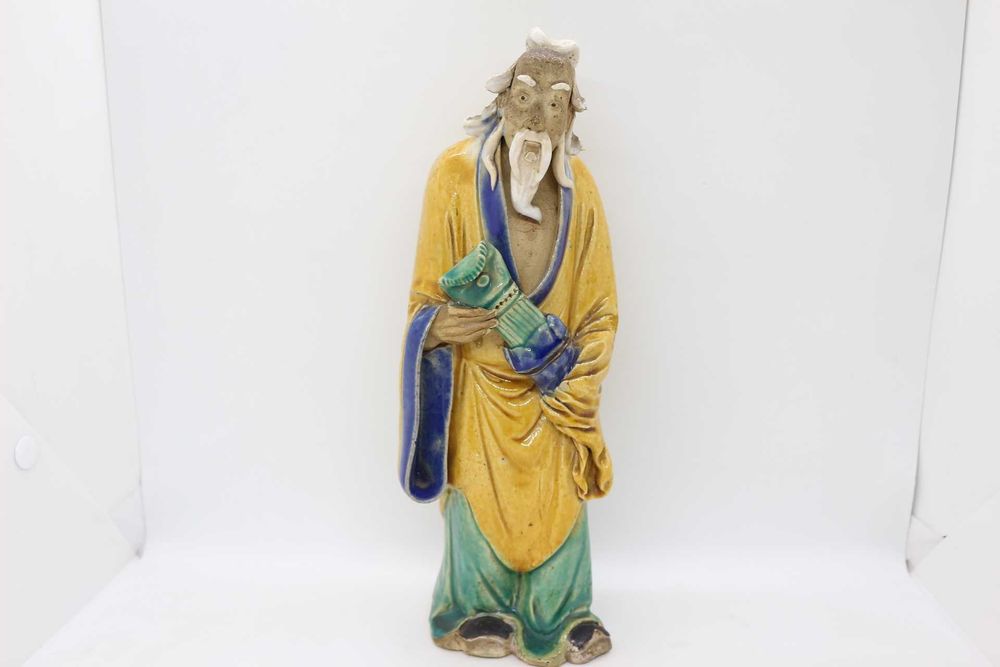 Divindade em Grés Chinês Dinastia Ming XIX 26 cm