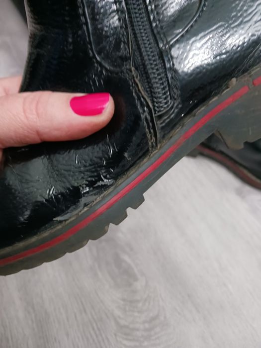 Botki lakierkowe rozm. 28