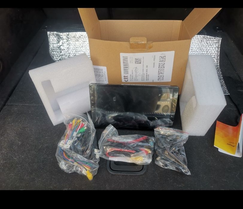 Vendo rádio 1din de 10 polegadas com gps câmara de ré novo nunca usado