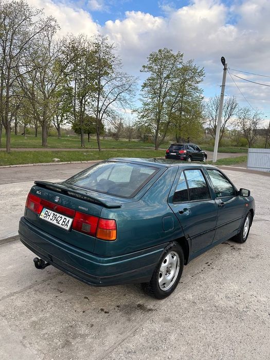Продам seat toledo 1