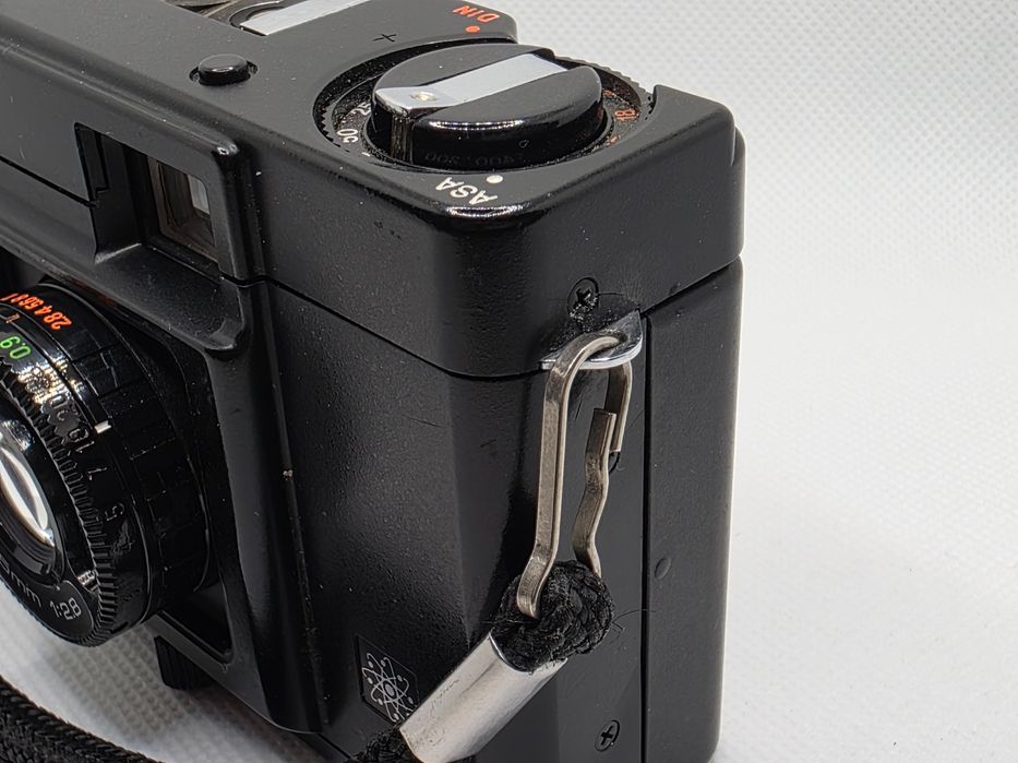 Revue Compact De Luxe 35 – Câmara Analógica 35mm Vintage
Revue Compact