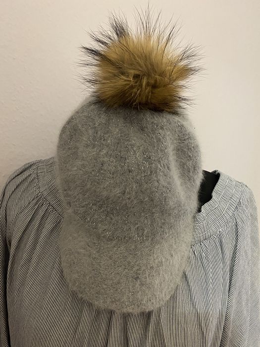 Czapka z pomponem