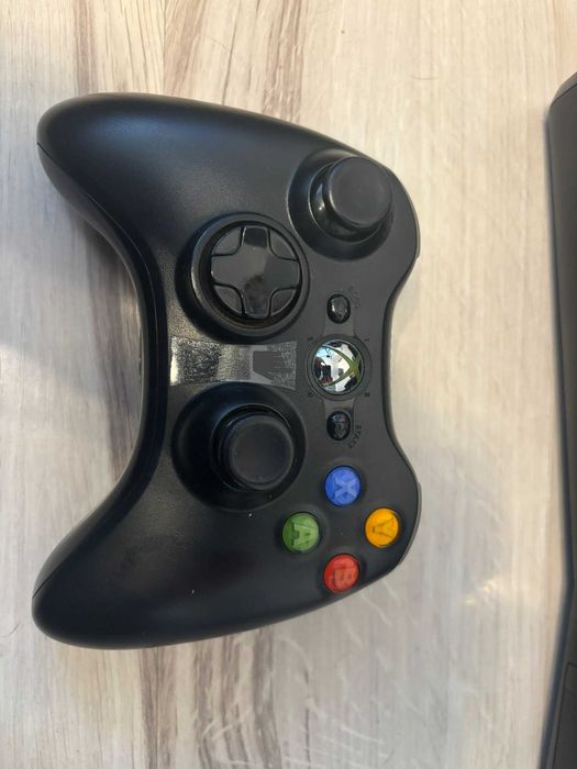Zestaw Xbox 360 SLIM S Dysk 250GB + Kinect + 2 Pady + 6 Gier Oryginalny Karton Polska Dystrybucja Super stan