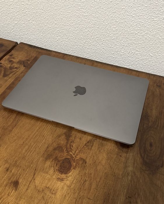 MacBook Air 2019