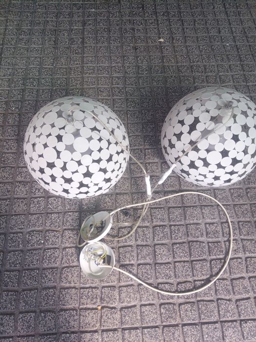 Candeeiros muito antigos de sala como novos só visto