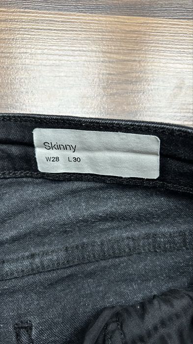 Jeansy skinny czarne Esprit
