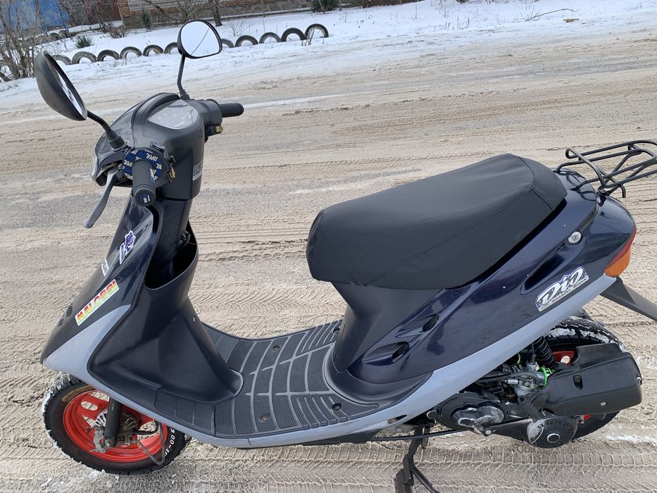 Скутер Honda dio. йде
