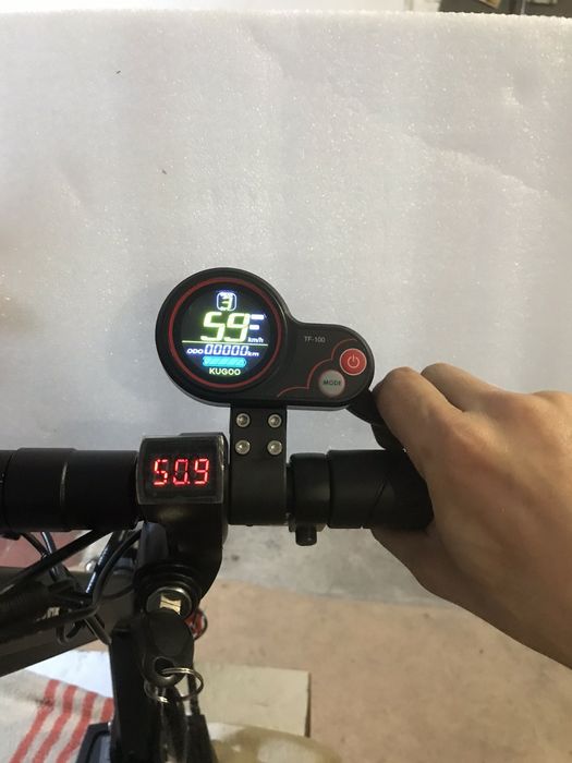 Электросамокат c сиденьем KUGOO KIRIN М4 PRO 18000 mAh  59 км 2025 год