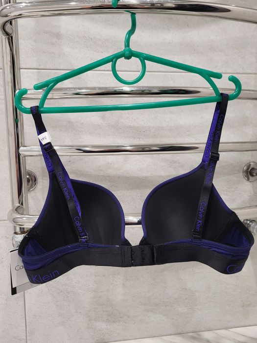 Новий бюстгальтер Calvin Klein 34A бюст CK