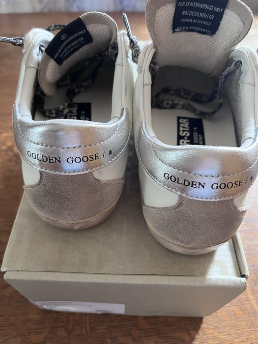 Жіночі кроссівки Golden Goose