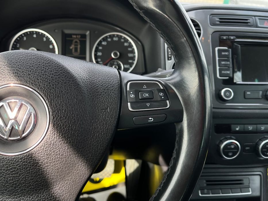 VOLKSWAGEN TIGUAN 2012 VIN WVGAV7AX6DW526920 фото оголошення 8 з 24